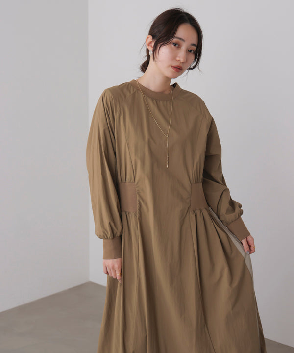 サイドラインナイロンワンピース