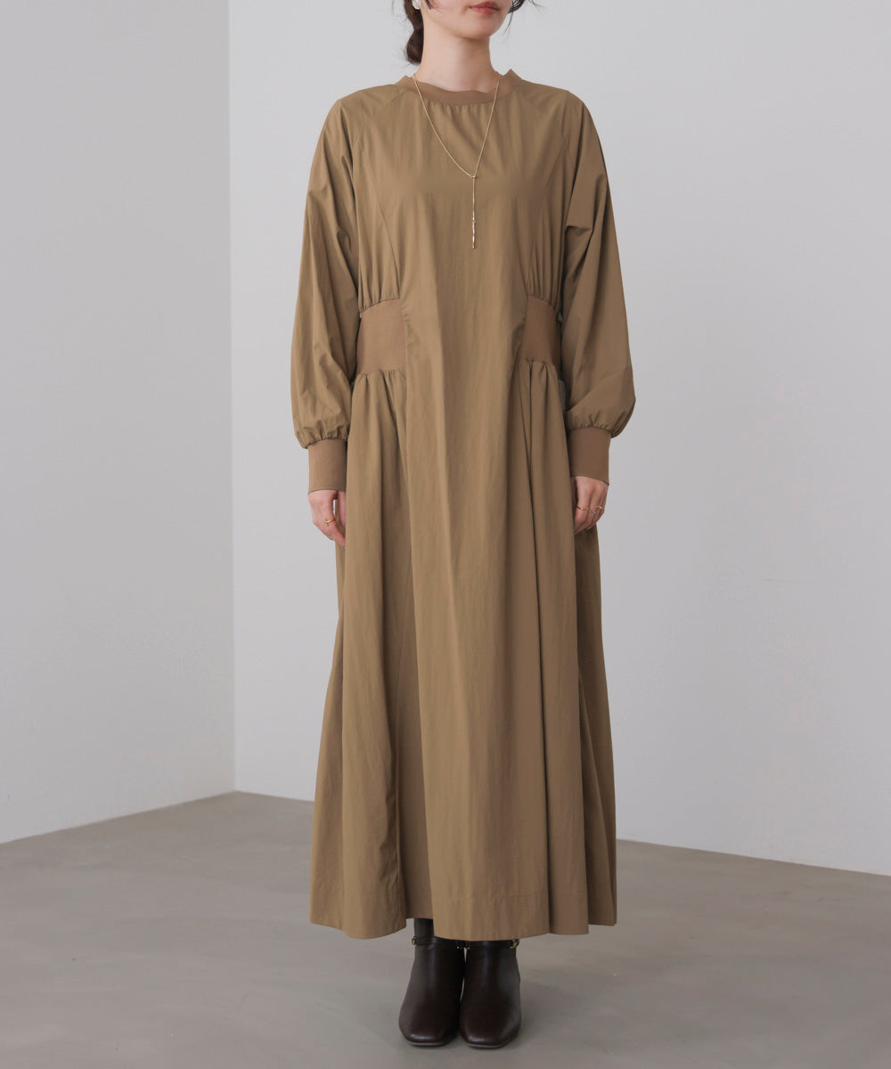 サイドラインナイロンワンピース