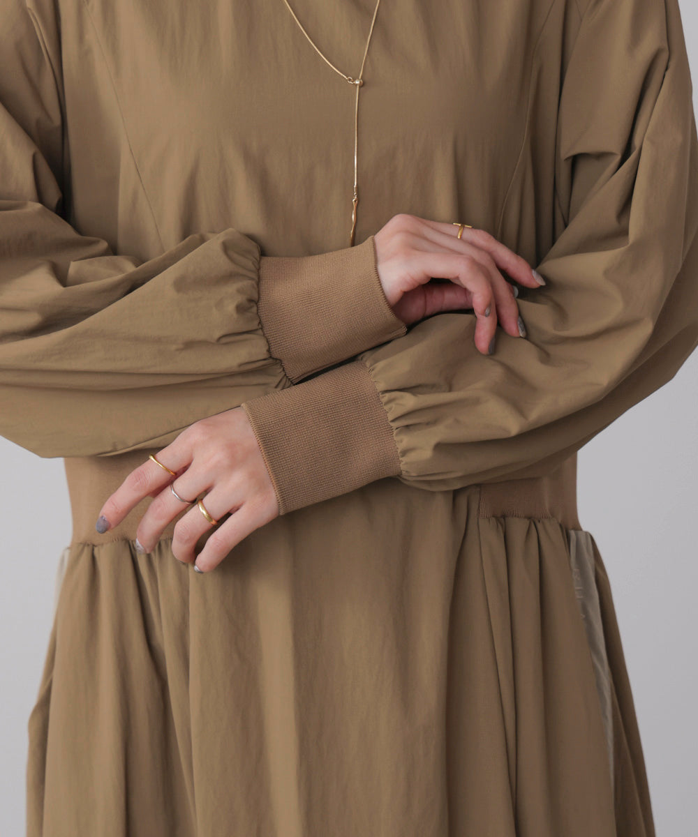 サイドラインナイロンワンピース