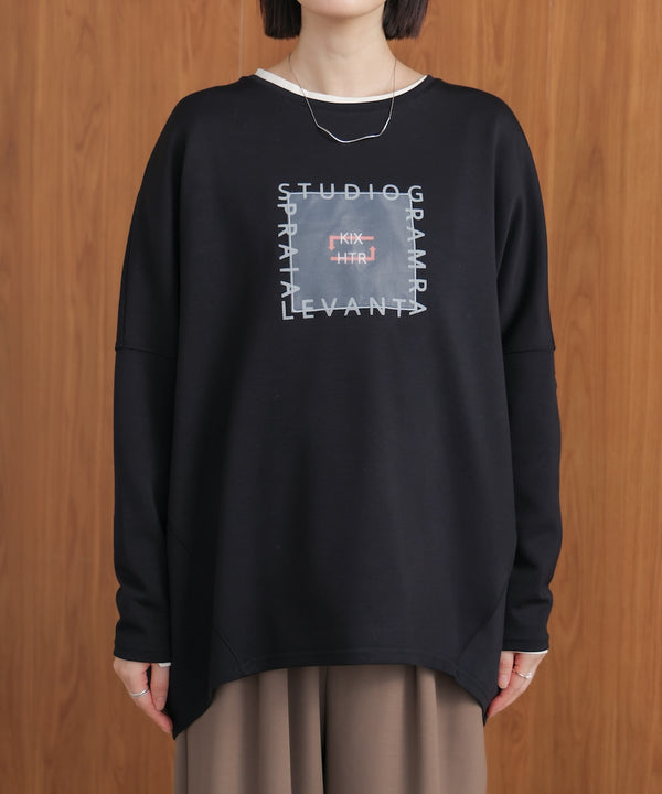 刺繍プリントプルオーバー