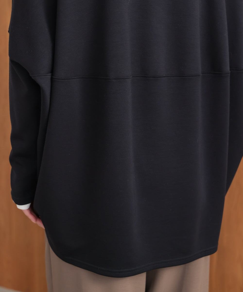 刺繍プリントプルオーバー