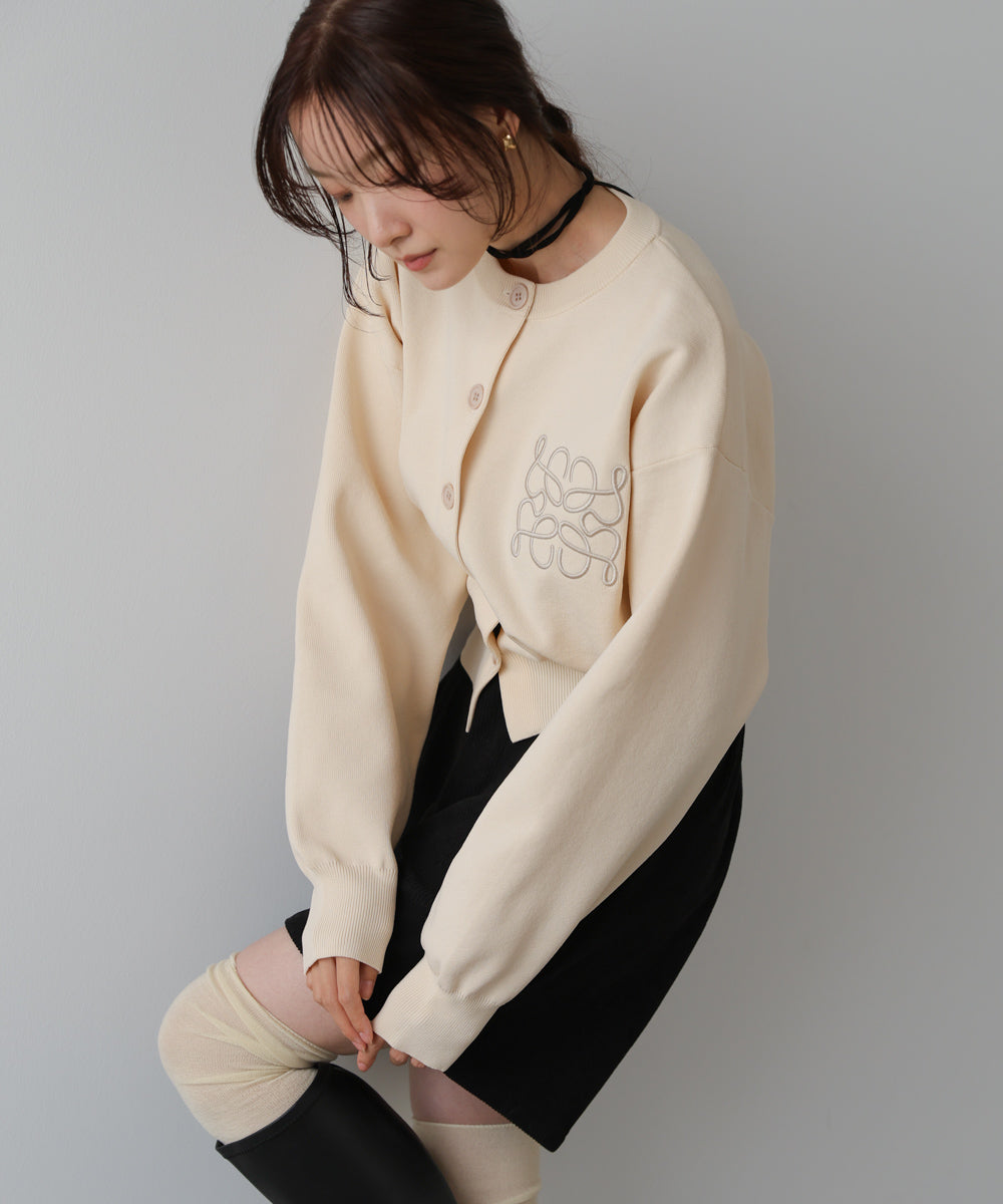 コード刺繍ニットカーディガン