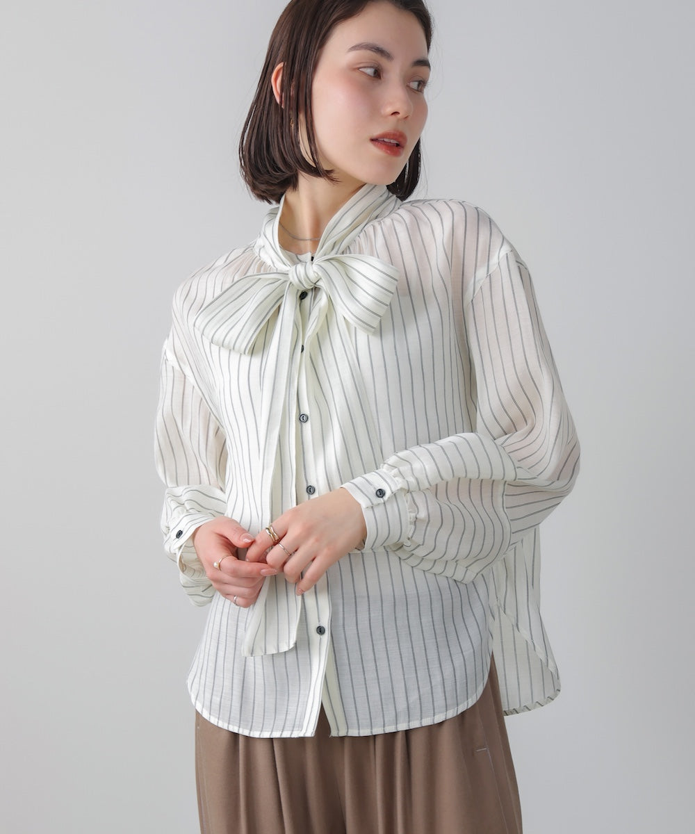 シアーツイルストライプブラウス