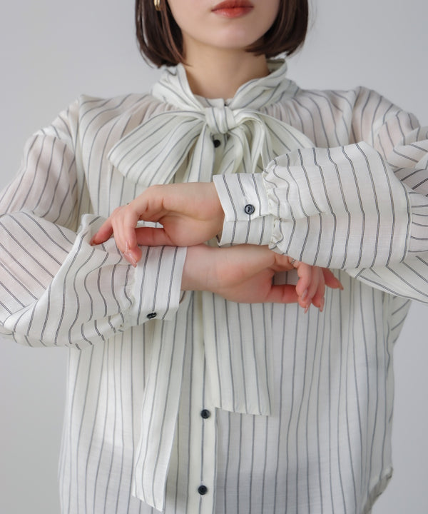 シアーツイルストライプブラウス