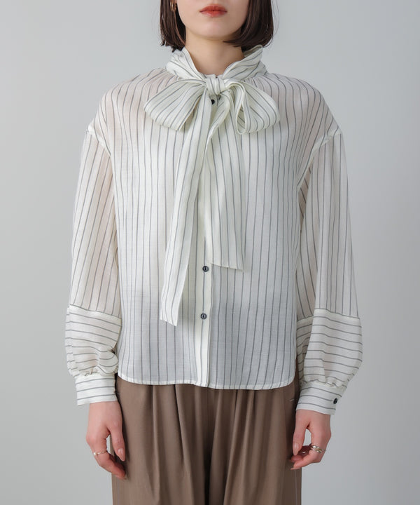 シアーツイルストライプブラウス