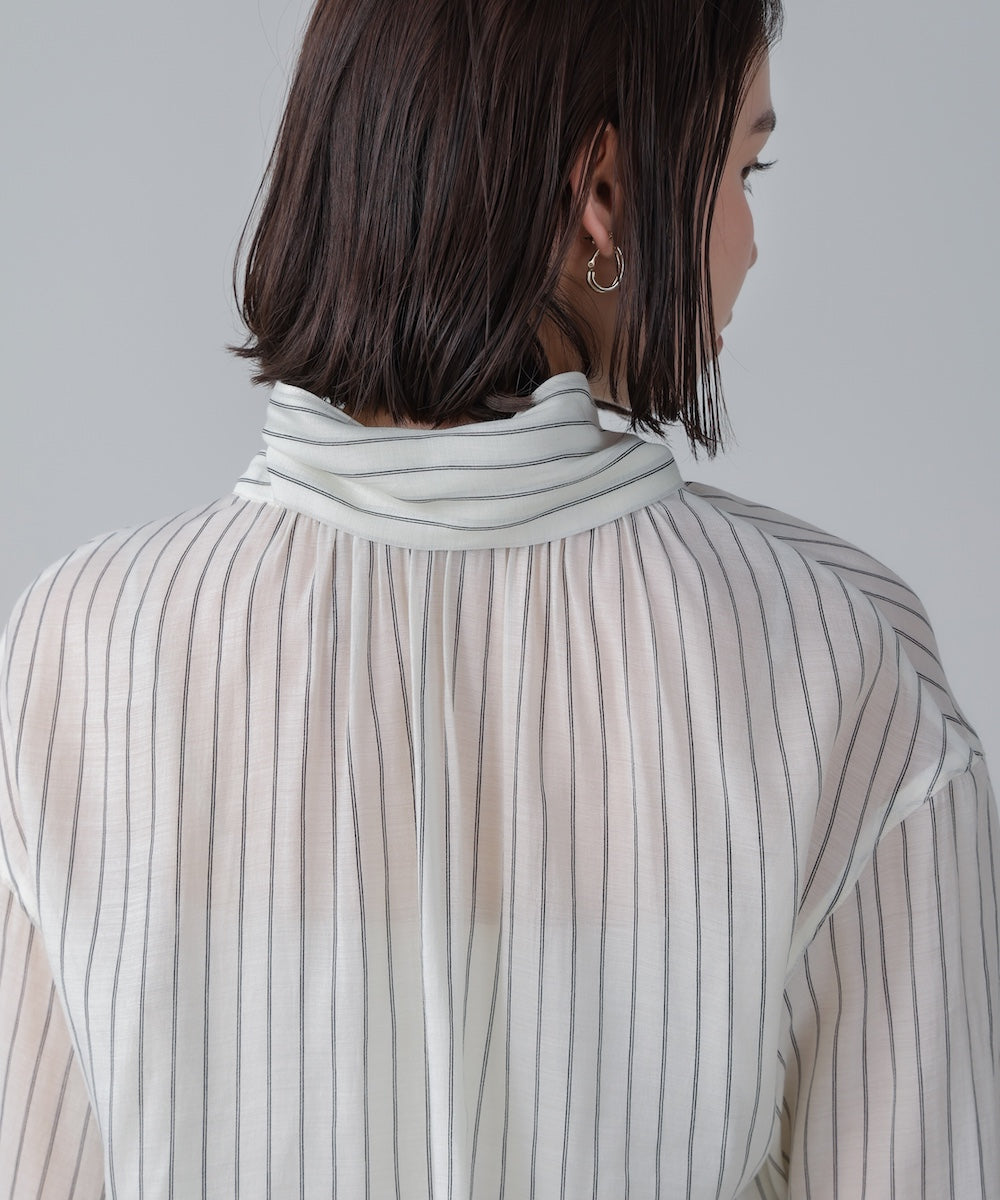 シアーツイルストライプブラウス