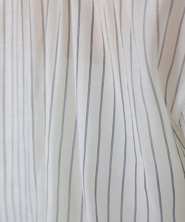 シアーツイルストライプブラウス