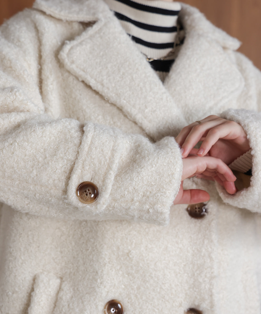 ブークレツィードコート