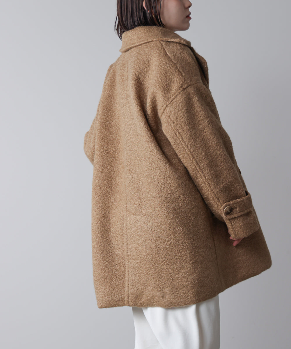 ブークレツィードコート