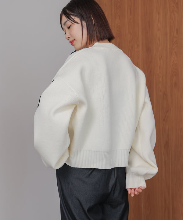 コード刺しゅうニット［11/14発送予定］