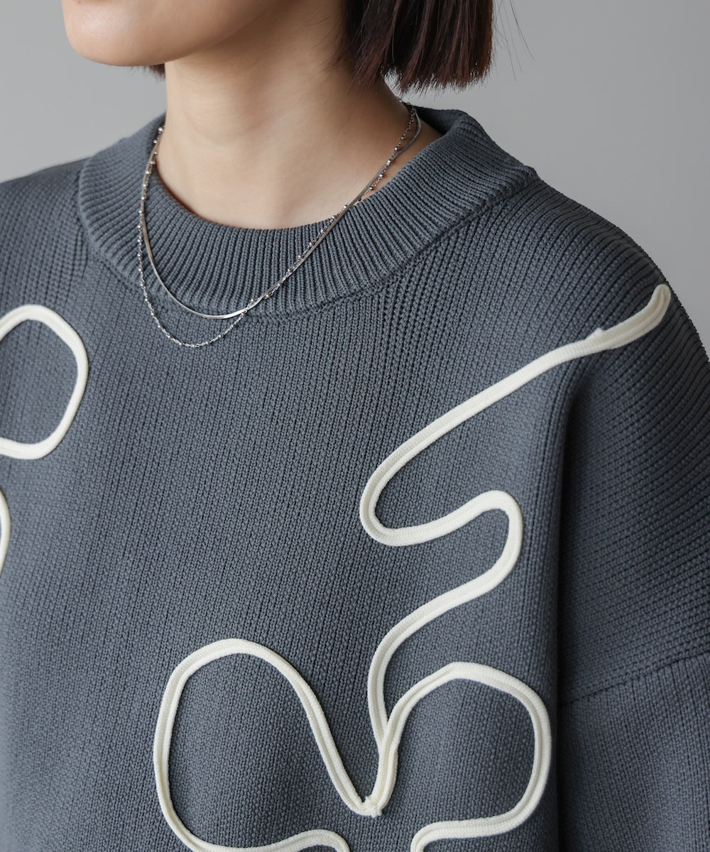 コード刺しゅうニット［11/14発送予定］