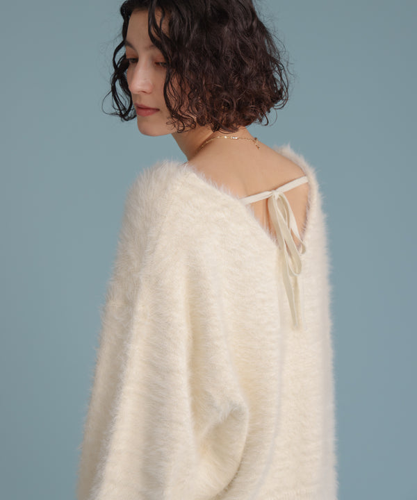 バルキーフェザーＶニット