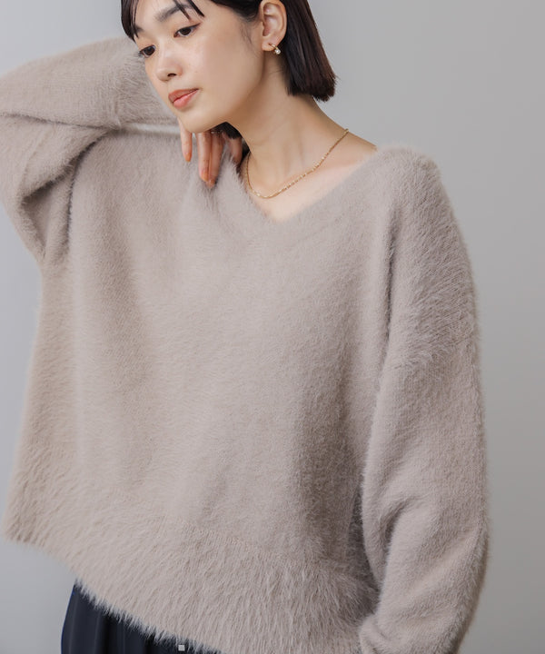 バルキーフェザーＶニット