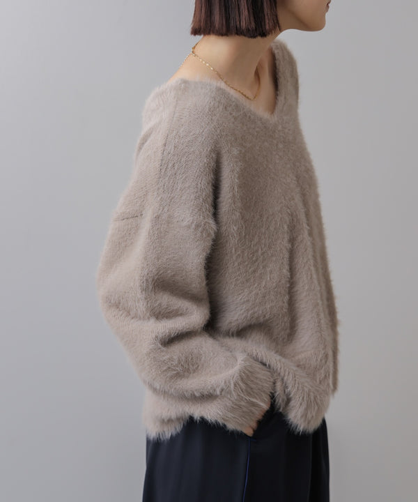 バルキーフェザーＶニット