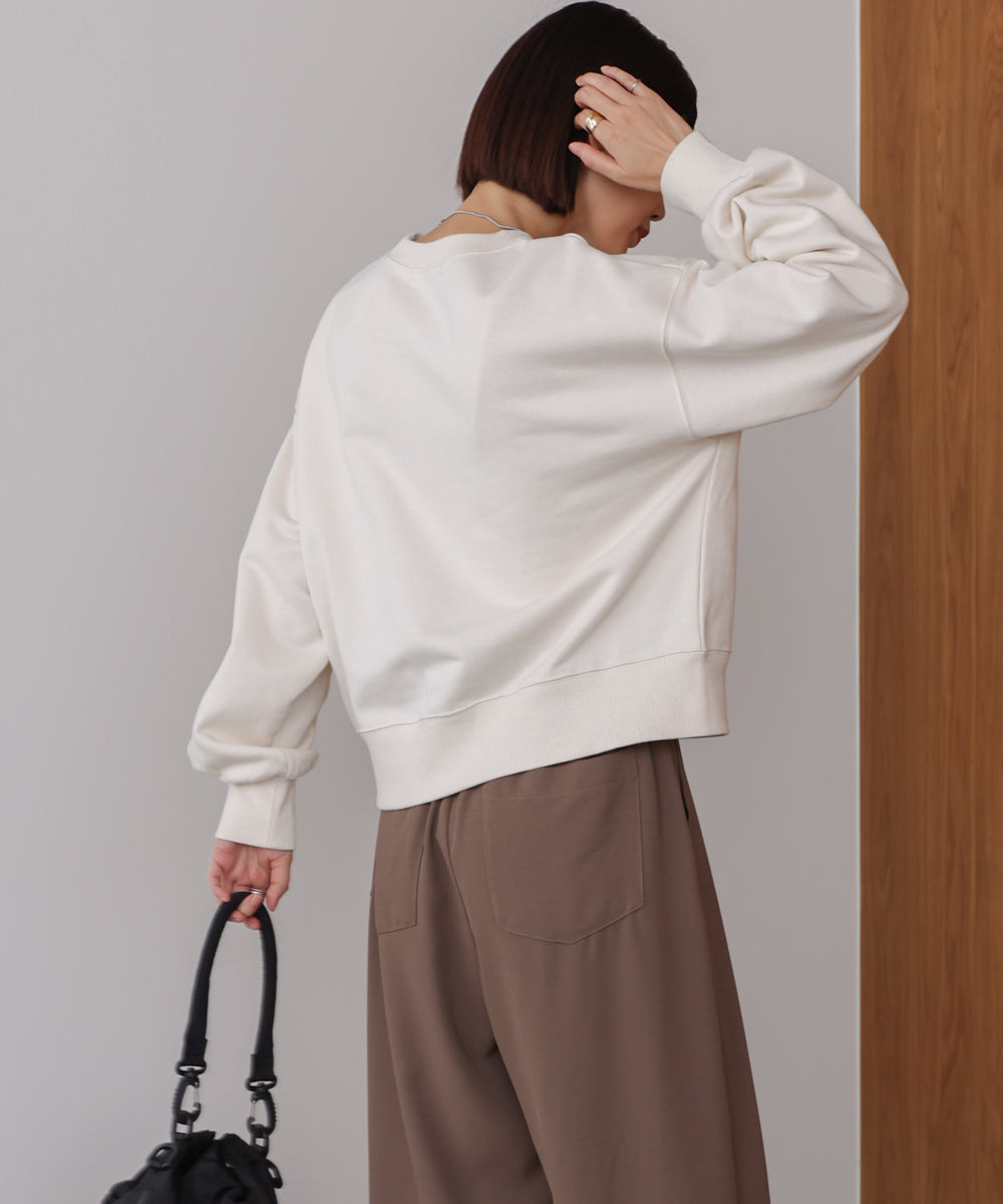 フラワーカットワークプルオーバー