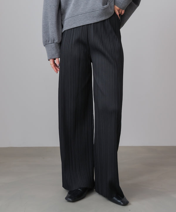 起毛プリーツパンツ