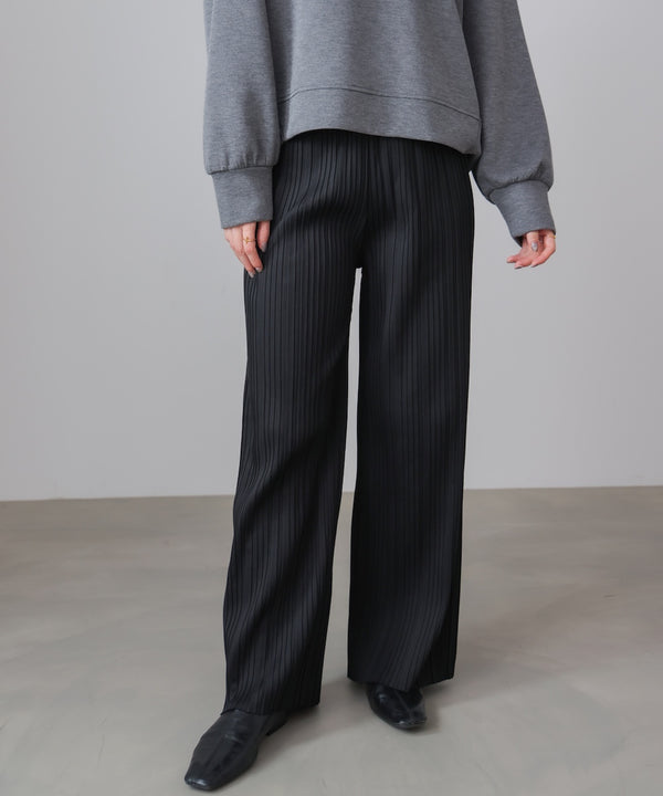 起毛プリーツパンツ