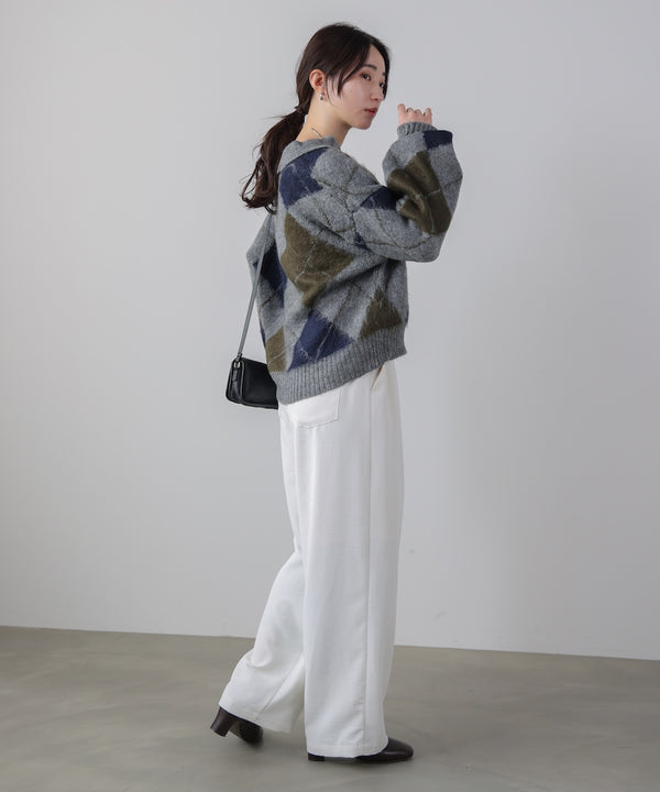 アーガイル襟付ニット