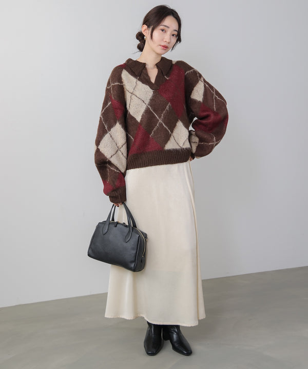 アーガイル襟付ニット