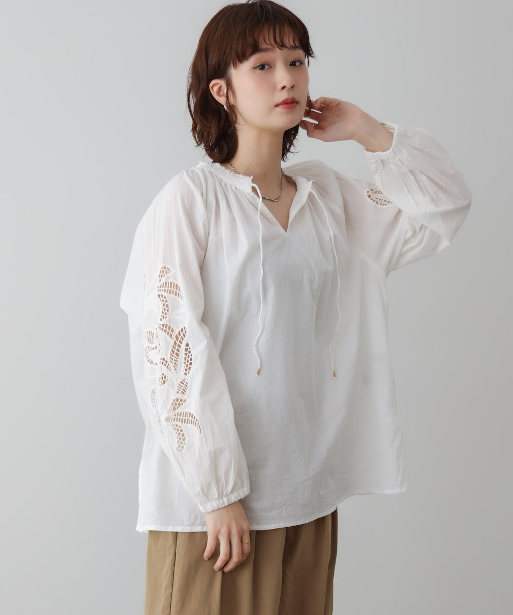 【WEB限定】袖カットワークレースブラウス