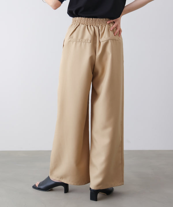 スレンダーベルトワイドパンツ