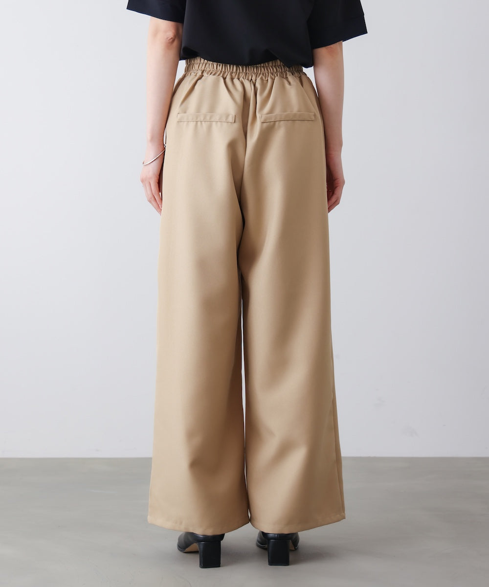 スレンダーベルトワイドパンツ