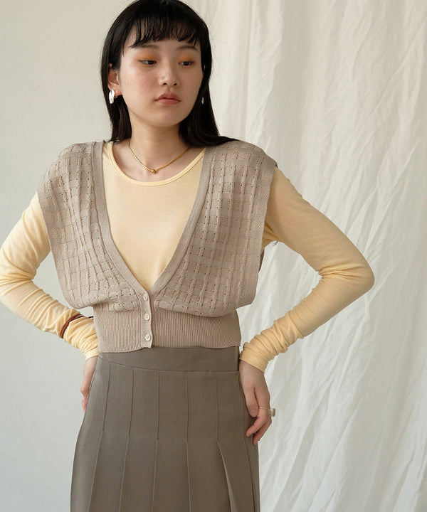 SHIRRED SLEEVE TOPS