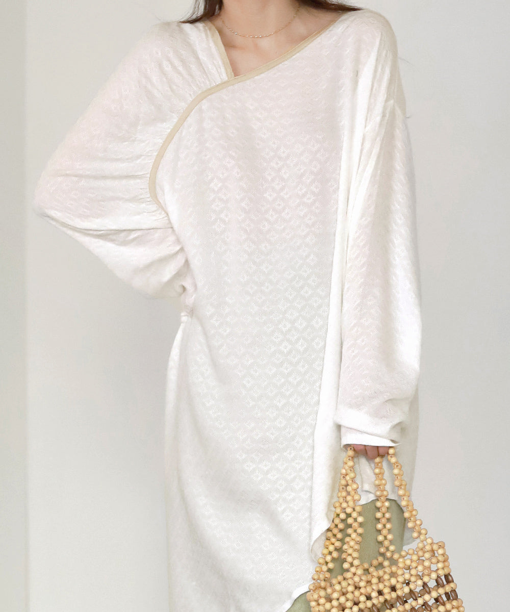 イレヘムジャガードブラウス