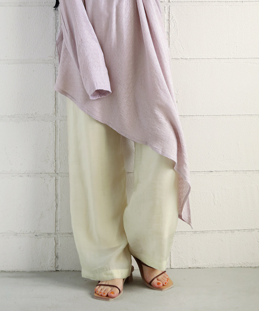 イレヘムジャガードブラウス