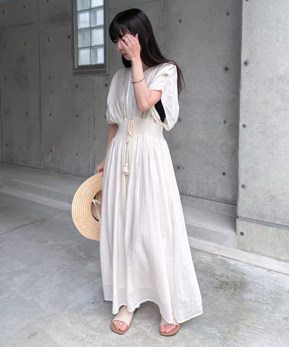 【S・Mサイズ展開】フロント刺繍ウエストシャーリングワンピース