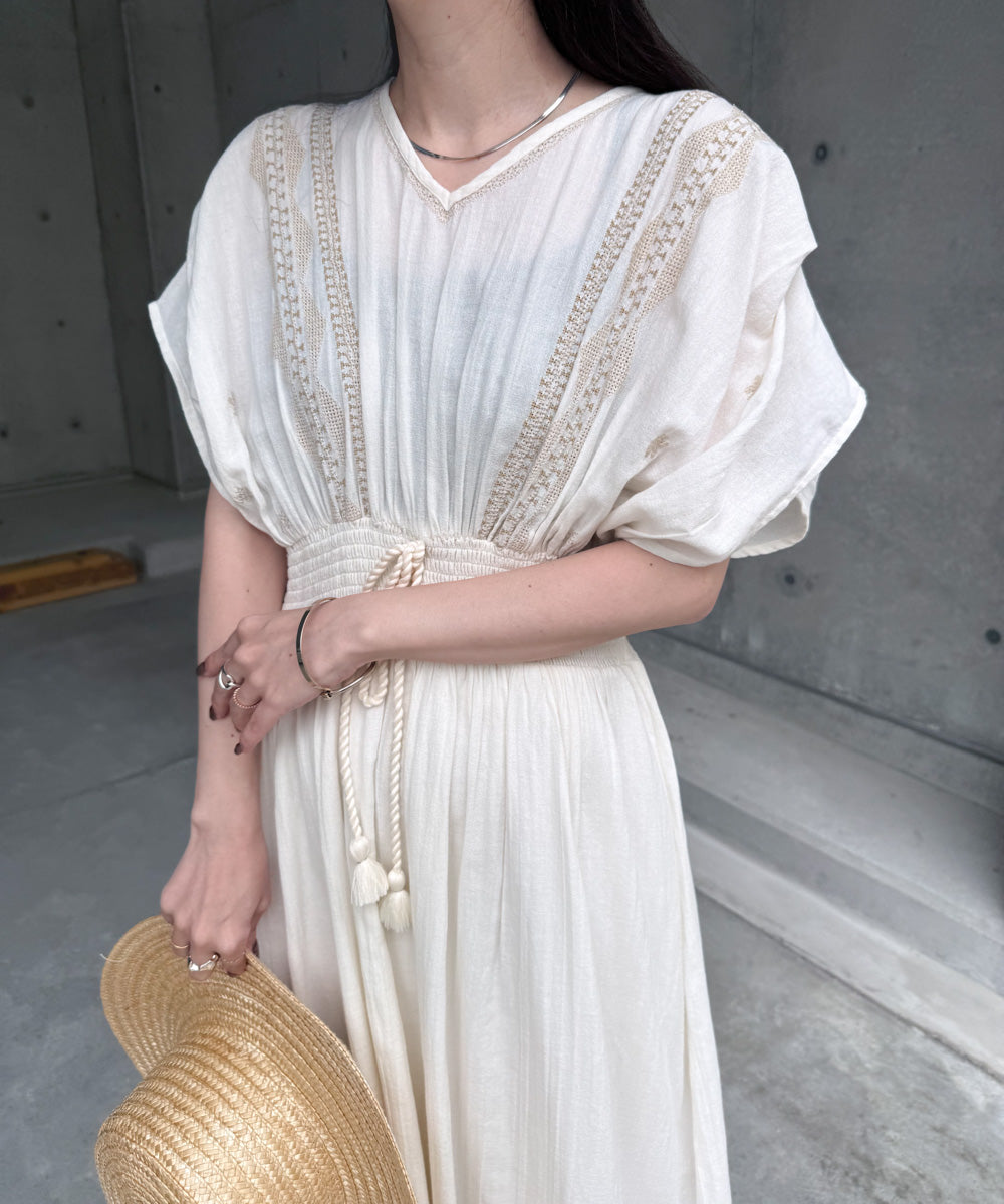【S・Mサイズ展開】フロント刺繍ウエストシャーリングワンピース