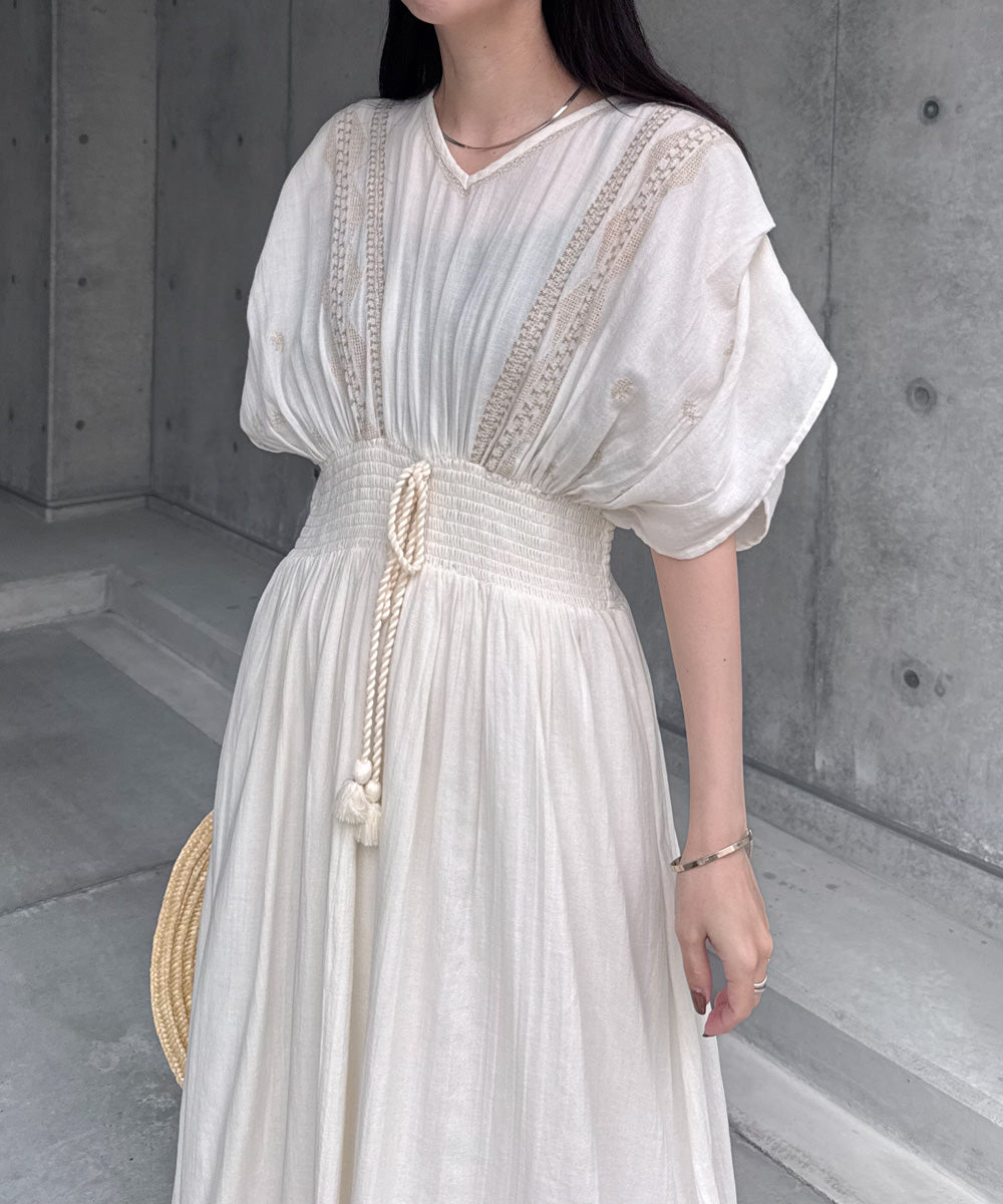 【S・Mサイズ展開】フロント刺繍ウエストシャーリングワンピース