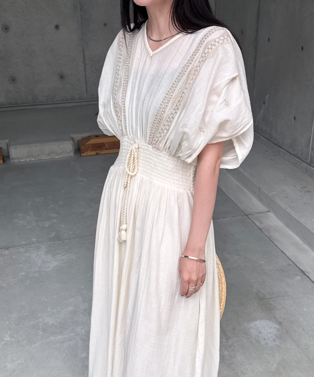 【S・Mサイズ展開】フロント刺繍ウエストシャーリングワンピース
