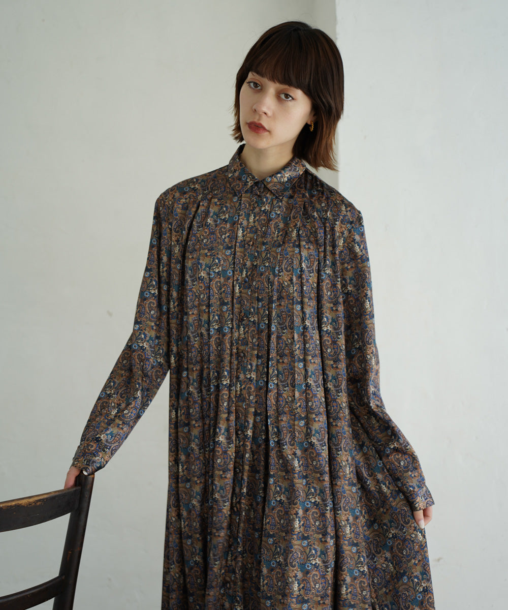 PRINT PLEATED DRESS