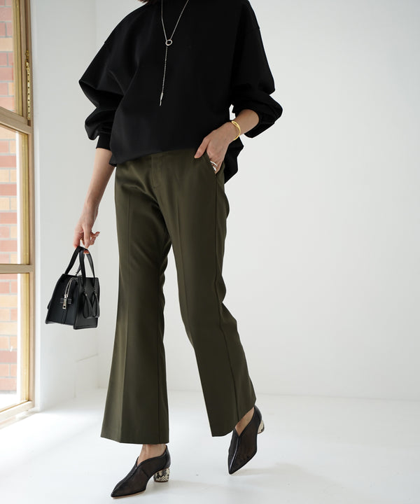 BACK SLIT TROUSER