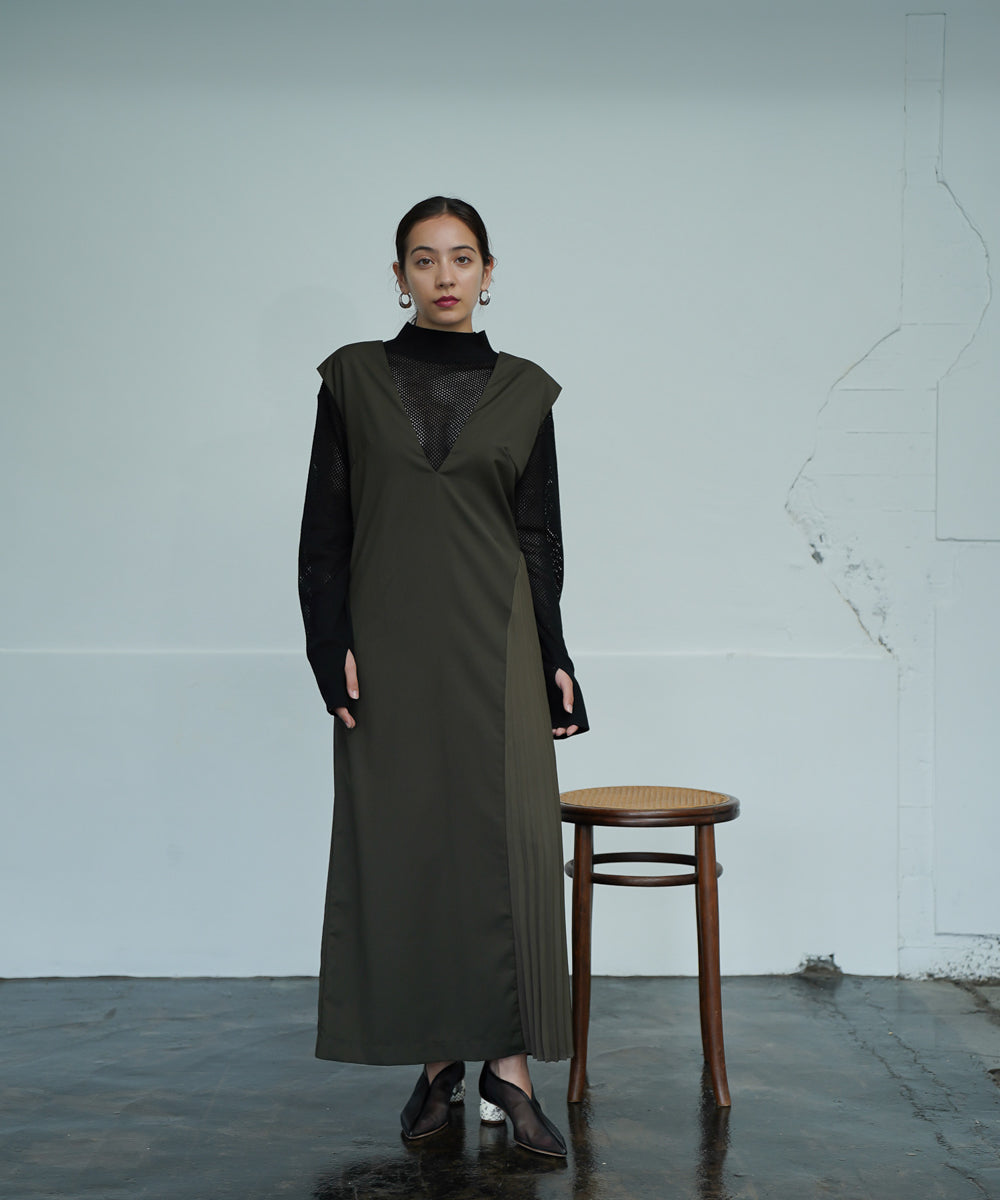SWEATER + SIDE PLEATED DRESS