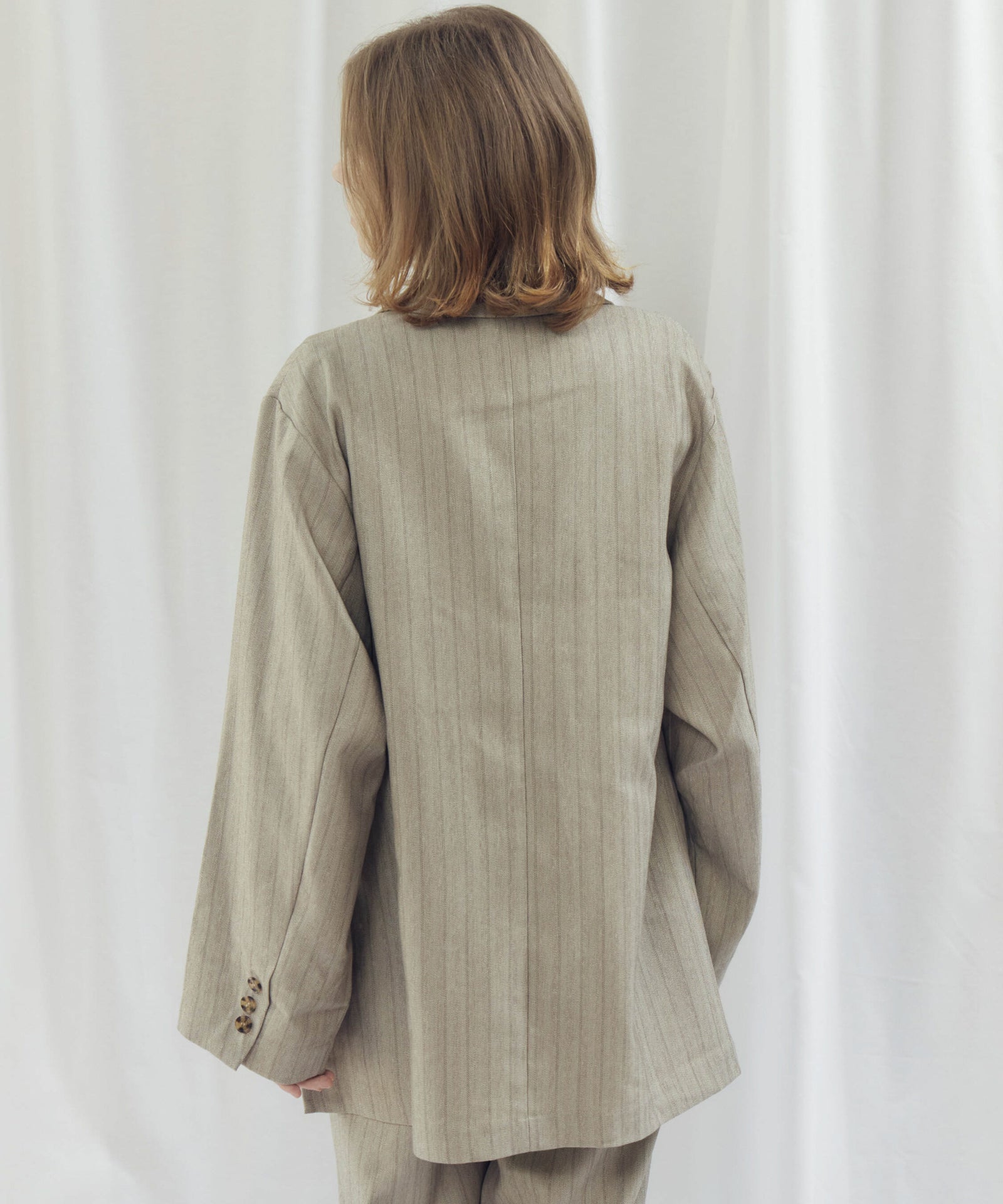 SLIT JACKET(ｽﾘｯﾄｼﾞｬｹｯﾄ)